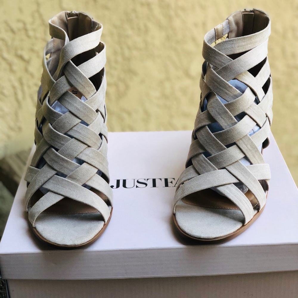 Shoes - Picture 2 of 3
